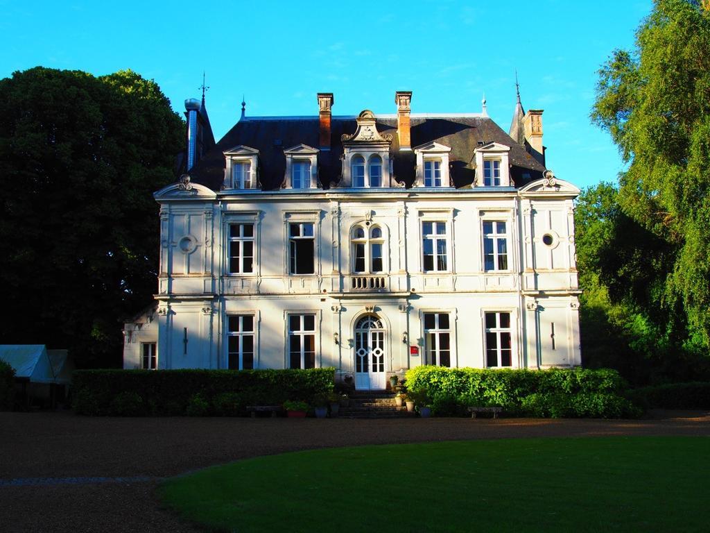 Chateau De Vallagon Bourré المظهر الخارجي الصورة